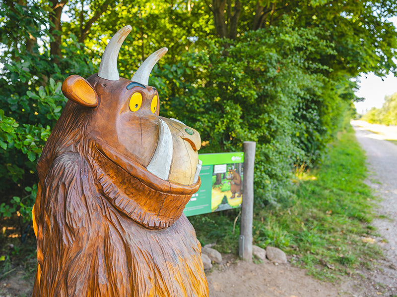 Bunter Osterstrauß zum Start in die Saison