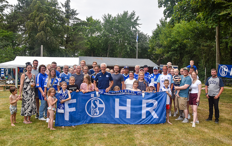 Große Tombola und ein Schalke-Botschafter