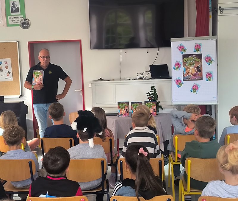 Das Schlangobustel besuchte die Rüm-Hart-Schule